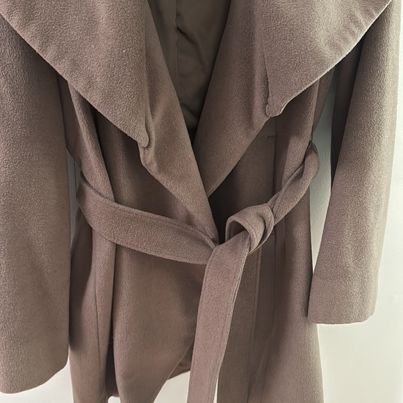 Elie Tahari MARLA mink brown colored shawl neck wrap coat size Large - Picture 5 of 8